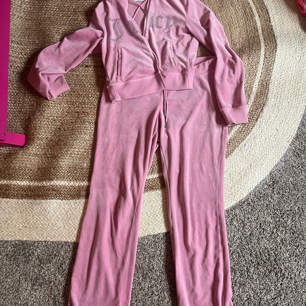 Juicy Couture Pink Velour Tracksuit - Picture 3 of 8